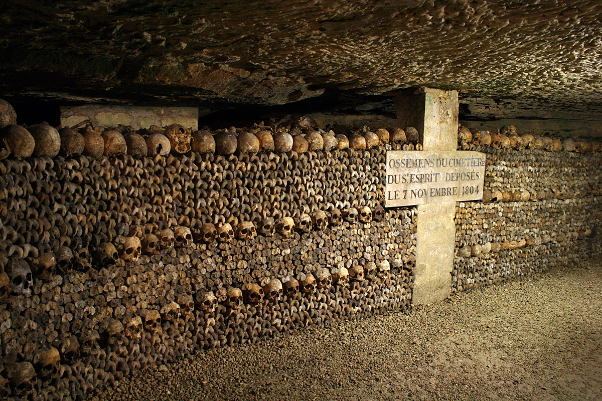 Episode 86: Paris - Les Catacombes interdites - Duolingo