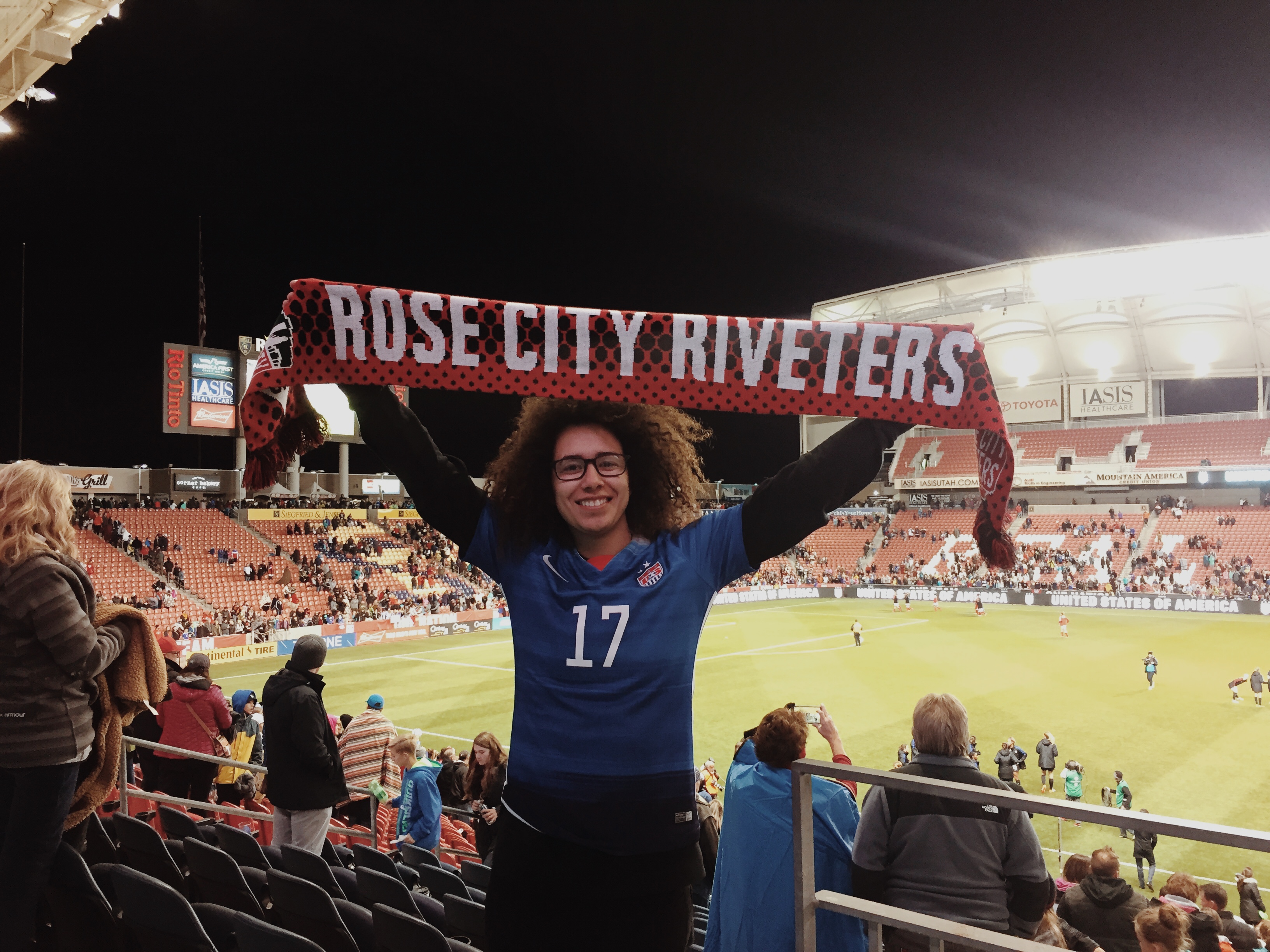 Cómo Se Escribe En Inglés Fútbol Episodio 6: Superfans (Súper fans) - Duolingo