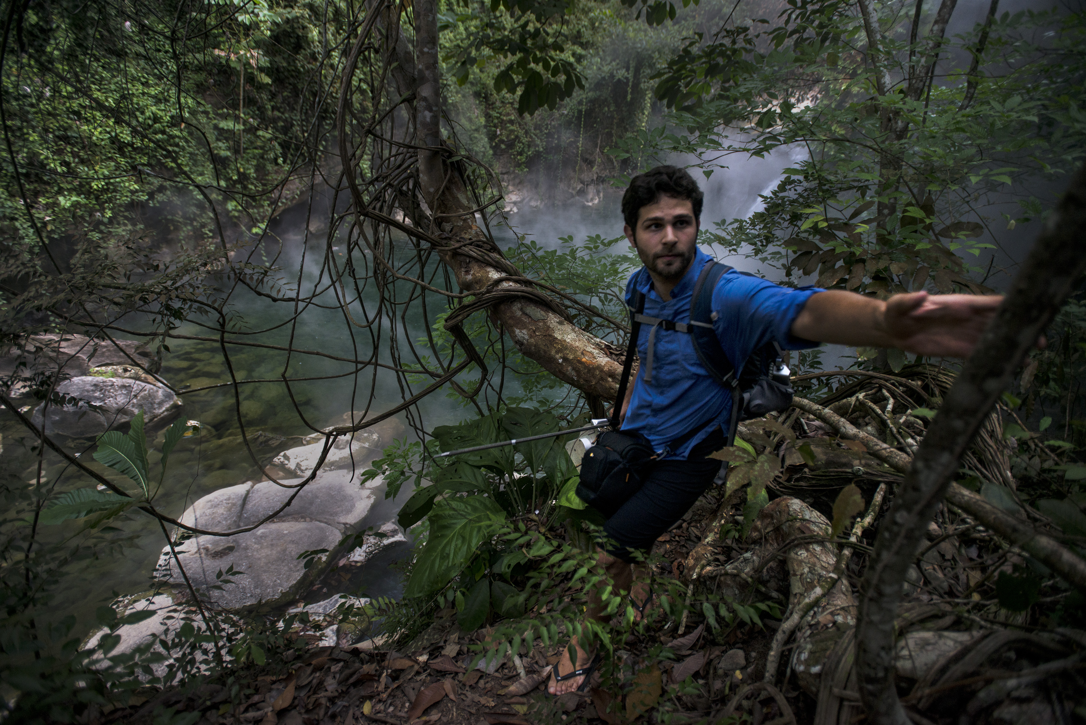 Спас в джунглях. Андрес Рузо и кипящая река. Андреас Рузо. Шанай-Тимпишка. Кипящая река в джунглях амазонки.